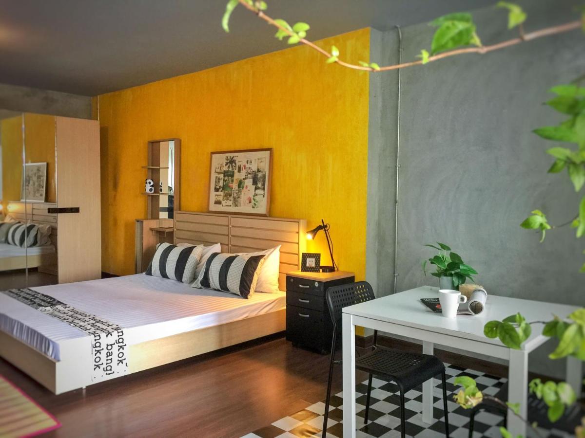 Five Stars Ratchada 19 Hostel Bangkok Ngoại thất bức ảnh