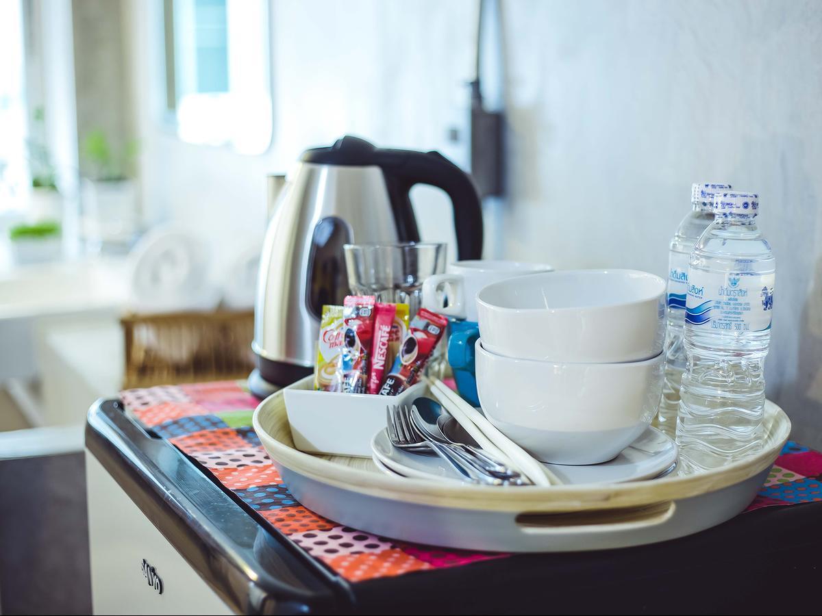 Five Stars Ratchada 19 Hostel Bangkok Ngoại thất bức ảnh