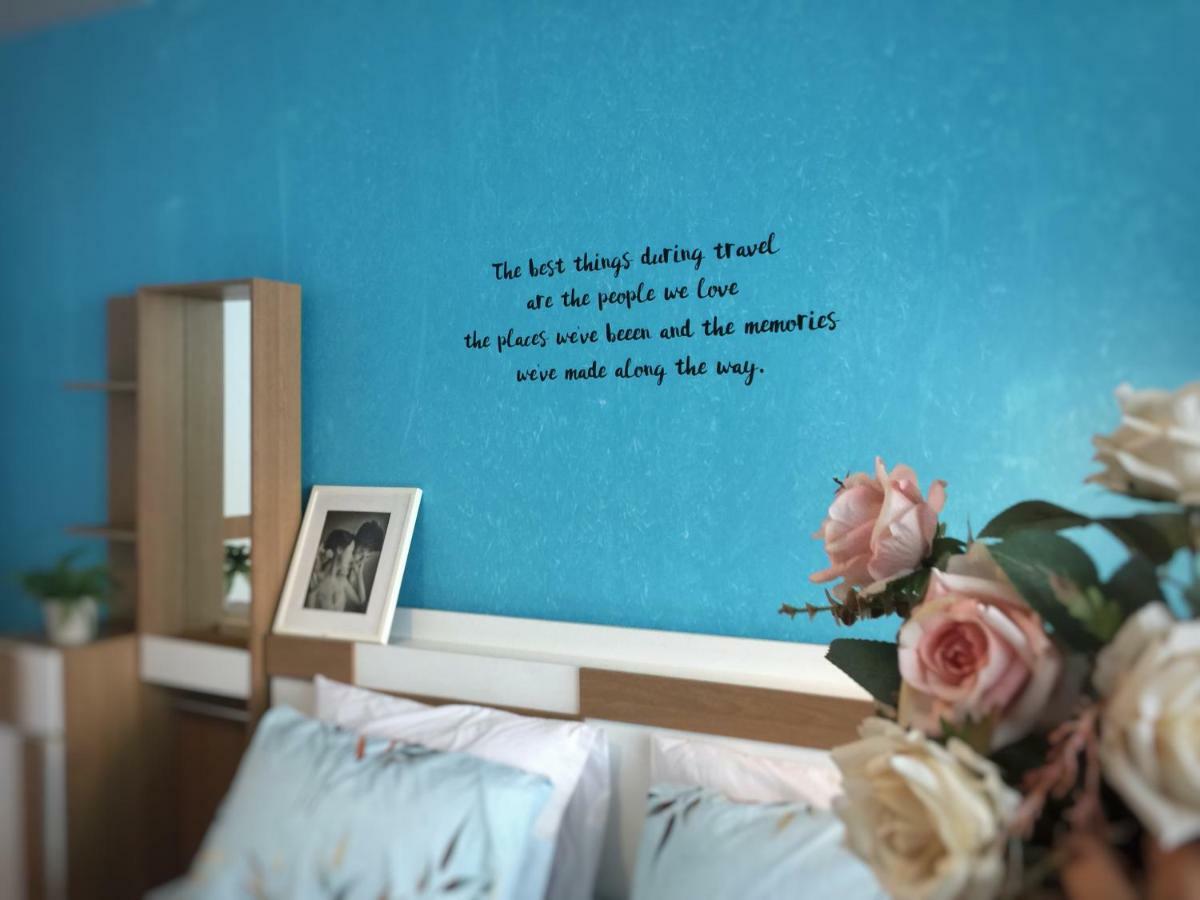 Five Stars Ratchada 19 Hostel Bangkok Ngoại thất bức ảnh