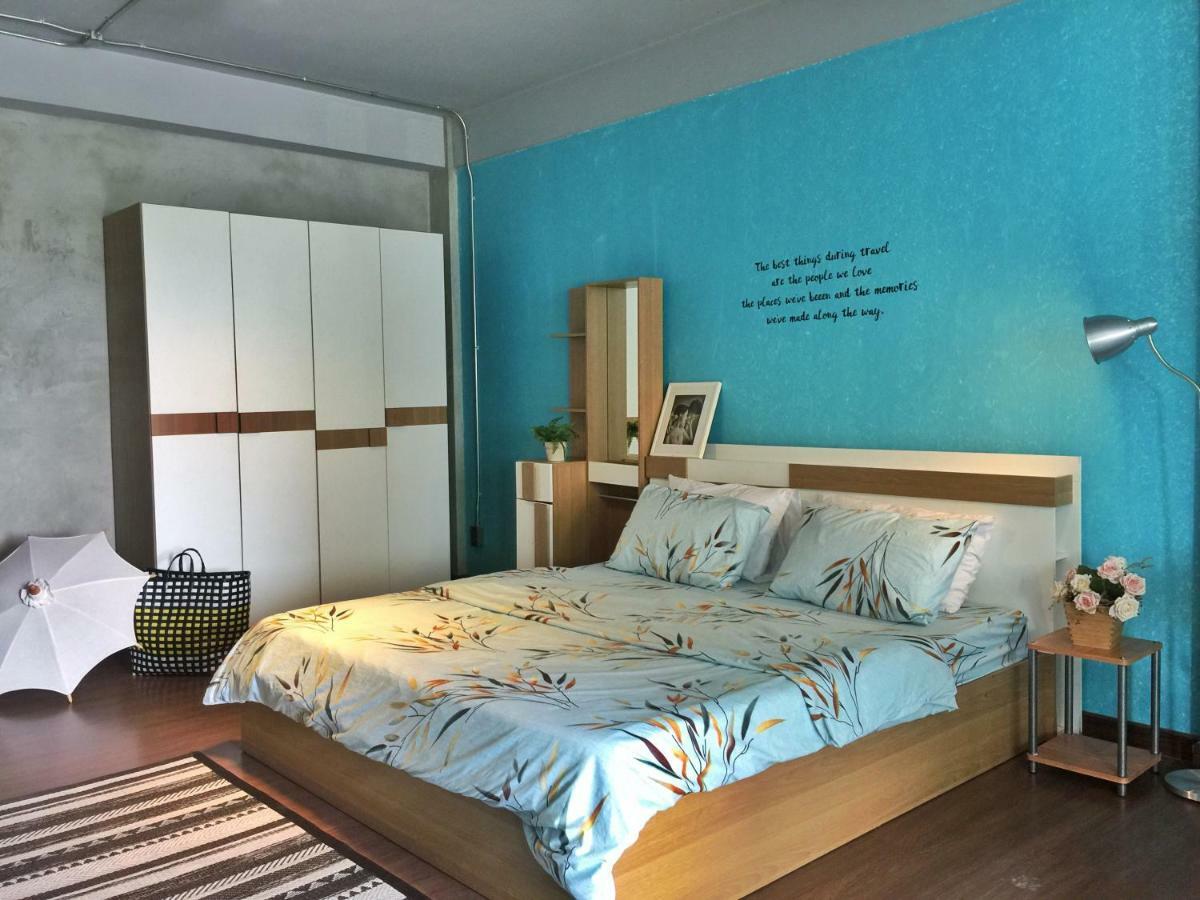 Five Stars Ratchada 19 Hostel Bangkok Ngoại thất bức ảnh